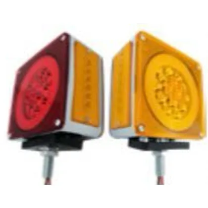 MULT/6648/STR/R — Direccional · 28 LED · der.